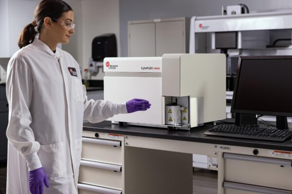 CytoFLEX nano Flow Cytometer (Beckman Coulter Life Sciences)